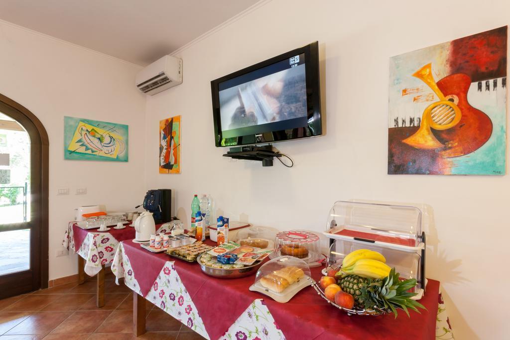Relais Villaggio Azzurro Roma Exterior foto